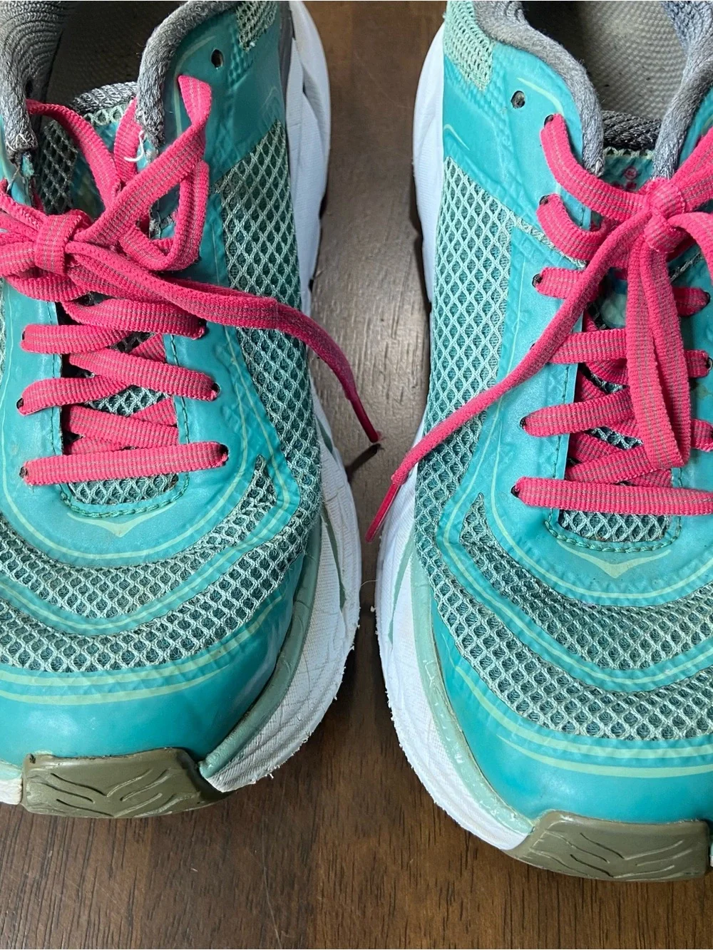 Hoka One One Napali Sneakers Womens Size 6 Turquoise Pink Running Shoes 1091611